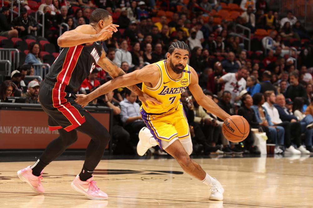 而丧失传球 而丧失传球