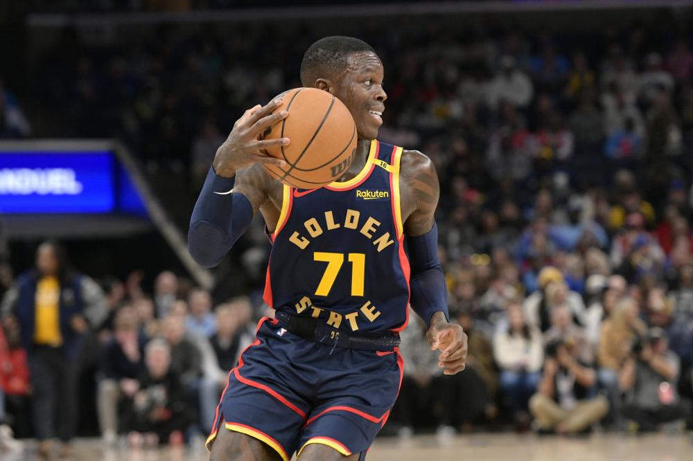 气氛紧张的 气氛紧张的