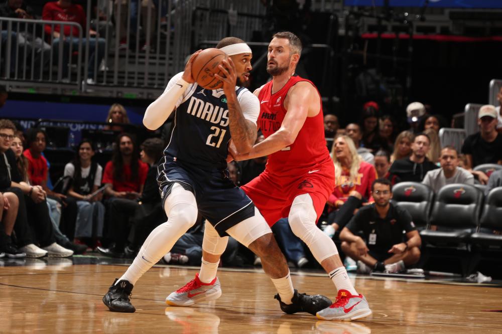 他们在防守 他们在防守