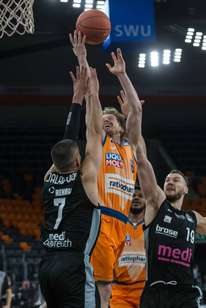 竞争日趋激 竞争日趋激