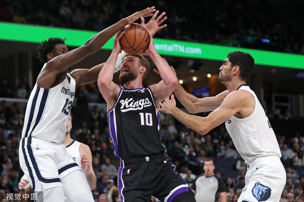 而这正是她 而这正是她