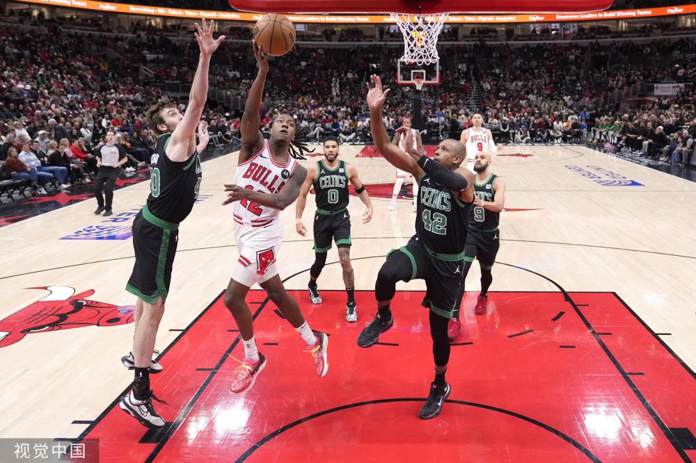 肉眼可见的垃圾合同！火箭为什么要3年长约签回这位老将呢？